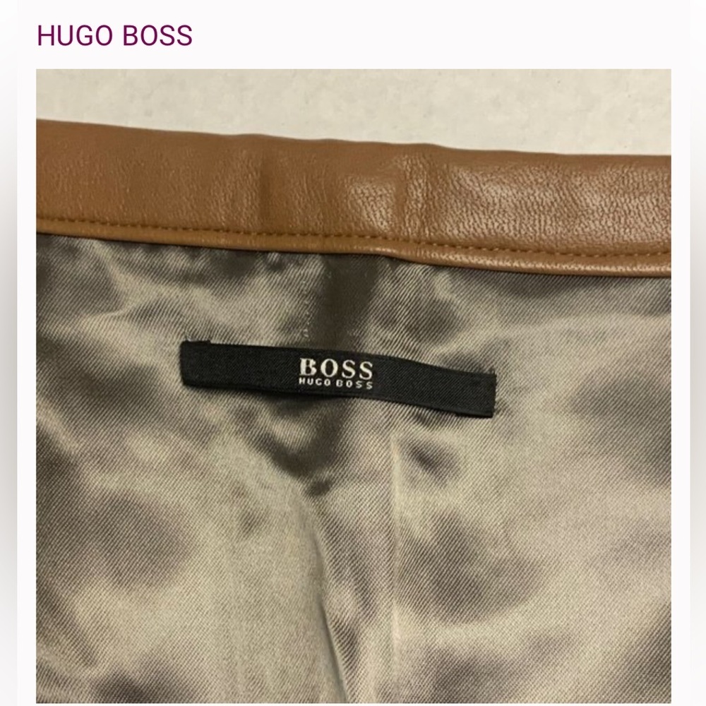 Hugo Boss Gray Mini Skirt with Brown Accent